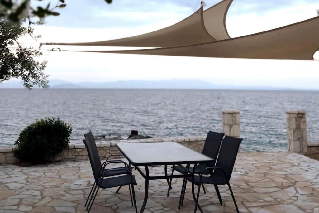 Villa Karantou à Tirós Extérieur photo