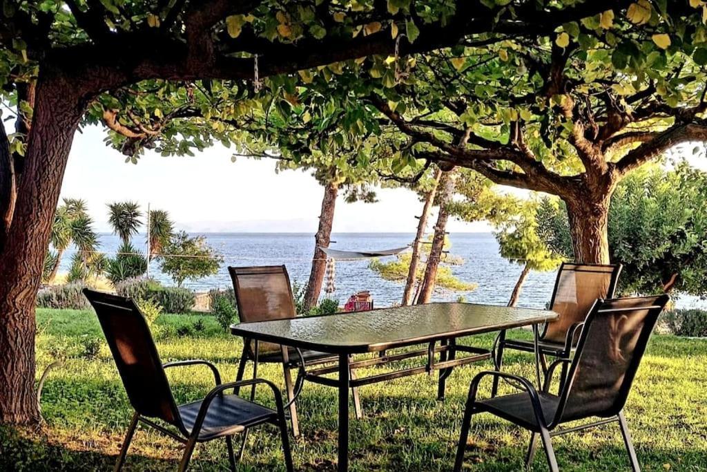 Villa Karantou à Tirós Extérieur photo